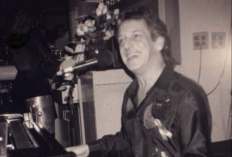 Jerry Scott: Remembrances of a Vintage Piano Bar Maestro